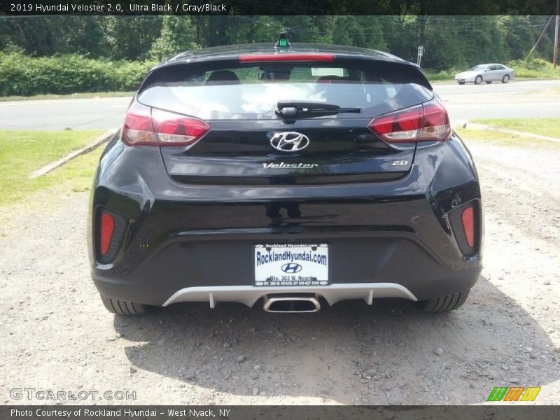 Ultra Black / Gray/Black 2019 Hyundai Veloster 2.0
