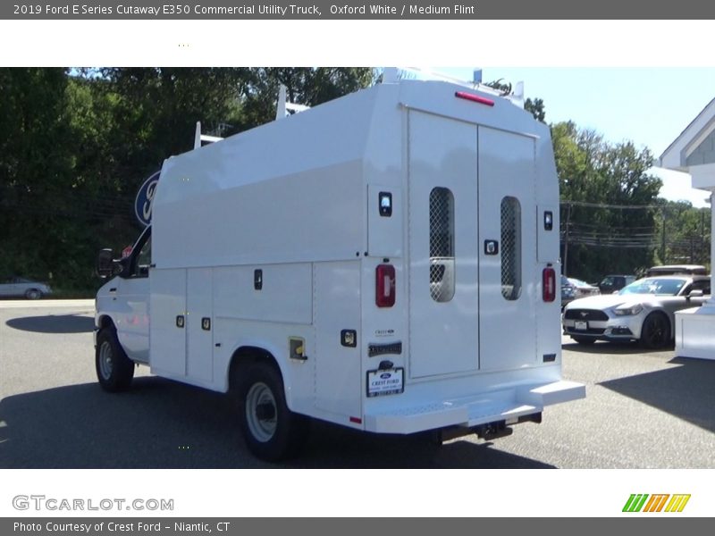  2019 E Series Cutaway E350 Commercial Utility Truck Oxford White