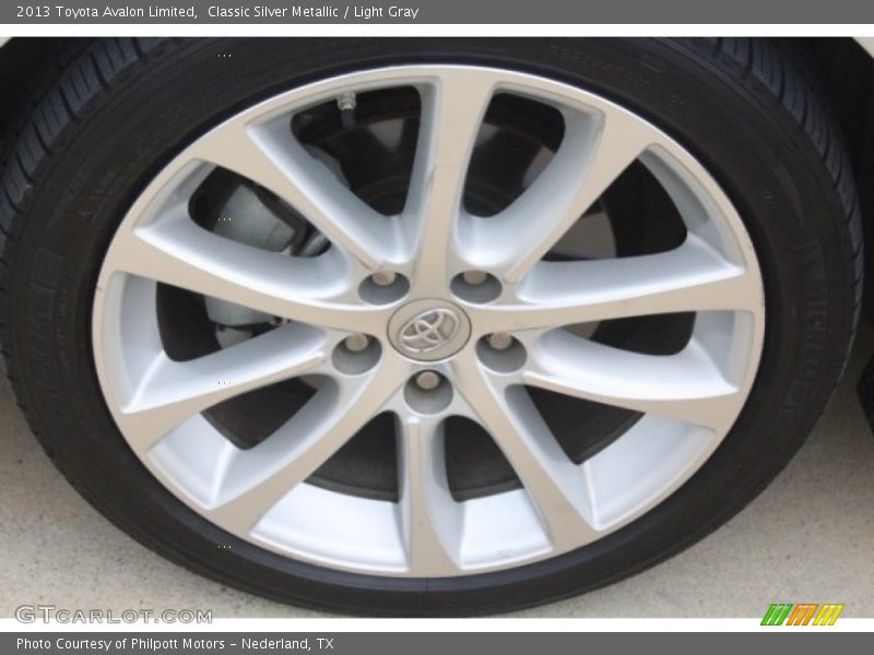 Classic Silver Metallic / Light Gray 2013 Toyota Avalon Limited