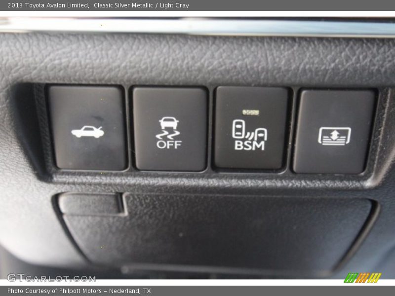Classic Silver Metallic / Light Gray 2013 Toyota Avalon Limited
