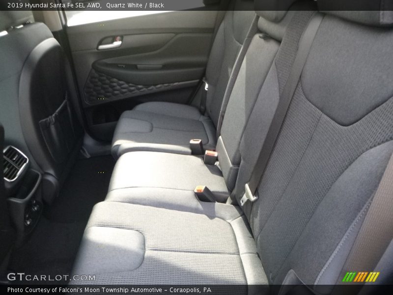 Quartz White / Black 2019 Hyundai Santa Fe SEL AWD