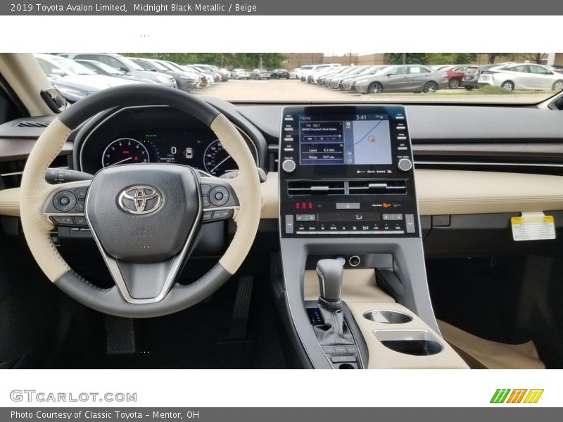 Midnight Black Metallic / Beige 2019 Toyota Avalon Limited