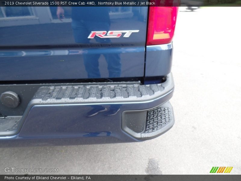 Northsky Blue Metallic / Jet Black 2019 Chevrolet Silverado 1500 RST Crew Cab 4WD