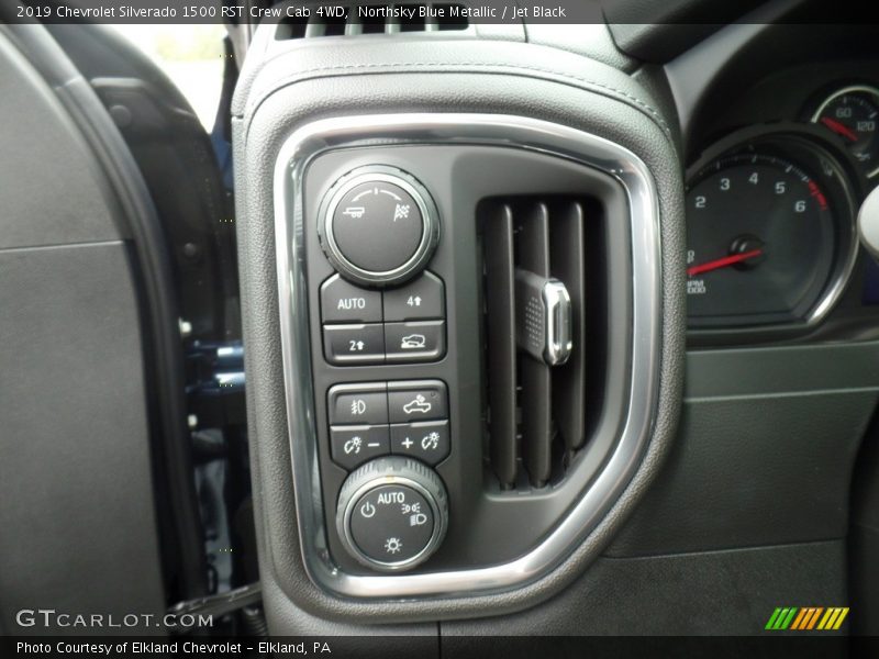 Northsky Blue Metallic / Jet Black 2019 Chevrolet Silverado 1500 RST Crew Cab 4WD
