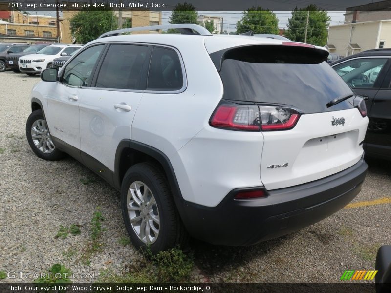 Bright White / Black 2019 Jeep Cherokee Latitude 4x4