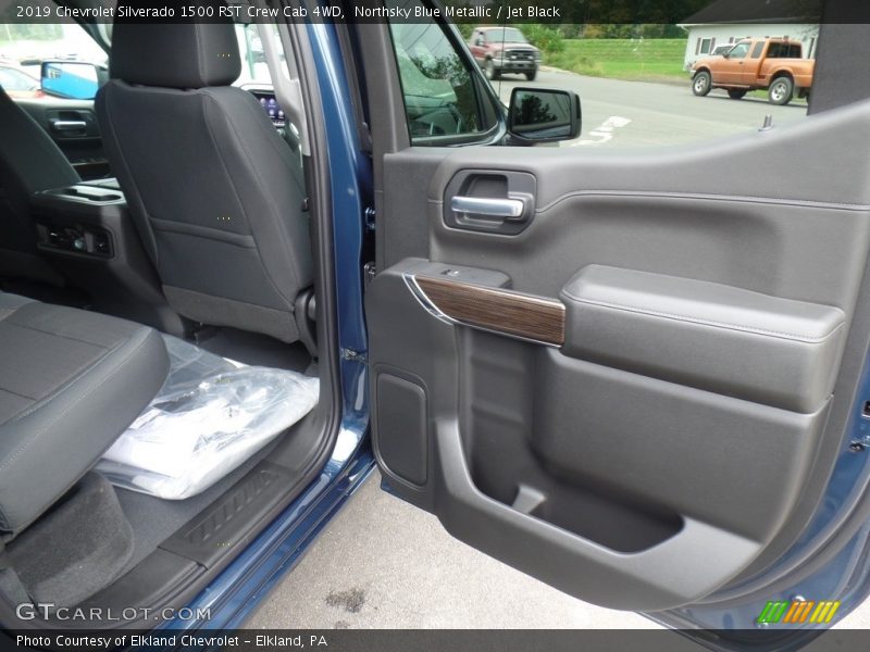 Northsky Blue Metallic / Jet Black 2019 Chevrolet Silverado 1500 RST Crew Cab 4WD