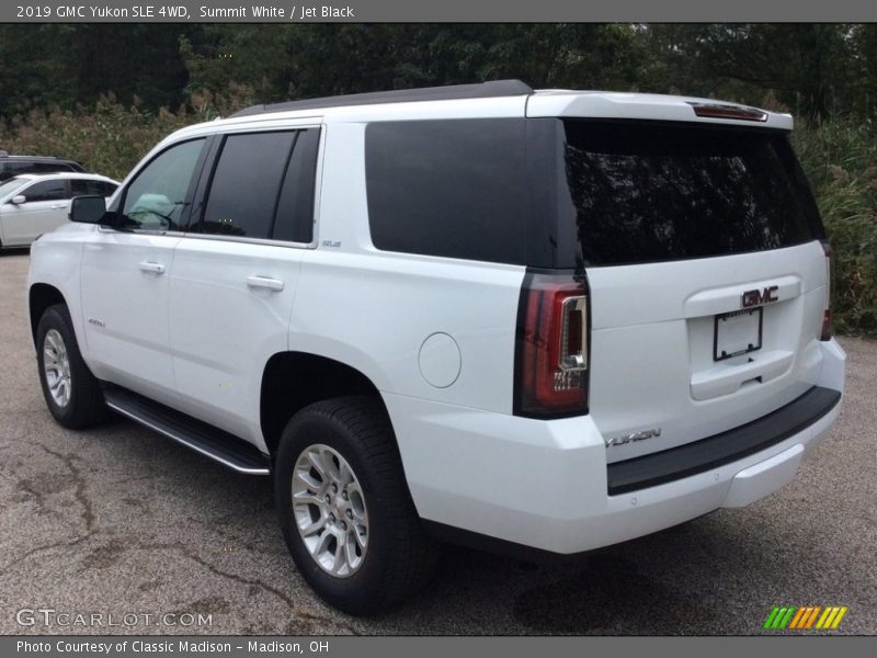 Summit White / Jet Black 2019 GMC Yukon SLE 4WD