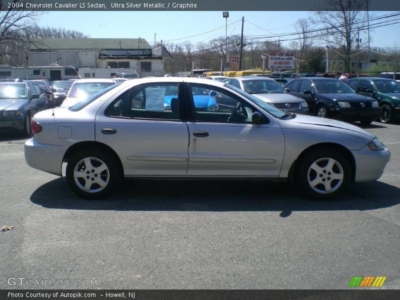 Ultra Silver Metallic / Graphite 2004 Chevrolet Cavalier LS Sedan