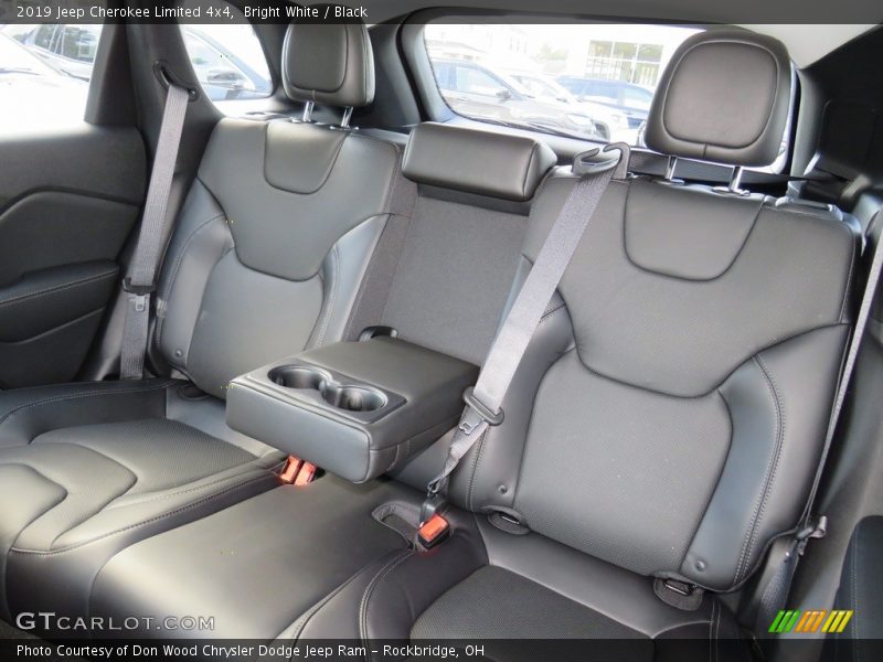 Bright White / Black 2019 Jeep Cherokee Limited 4x4
