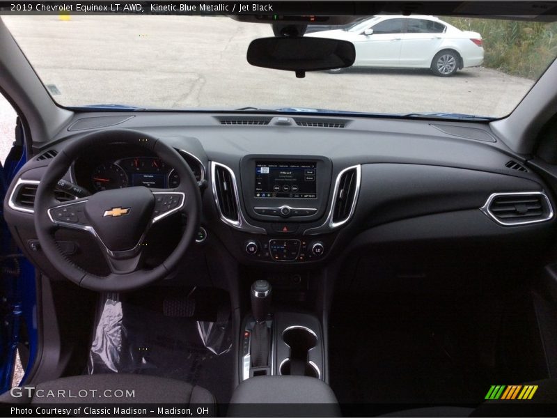 Kinetic Blue Metallic / Jet Black 2019 Chevrolet Equinox LT AWD