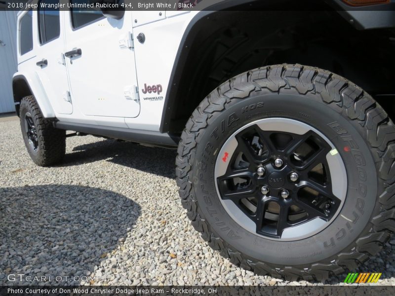 Bright White / Black 2018 Jeep Wrangler Unlimited Rubicon 4x4