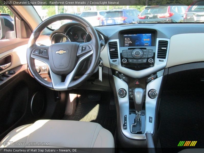 Rainforest Green Metallic / Cocoa/Light Neutral 2015 Chevrolet Cruze Diesel