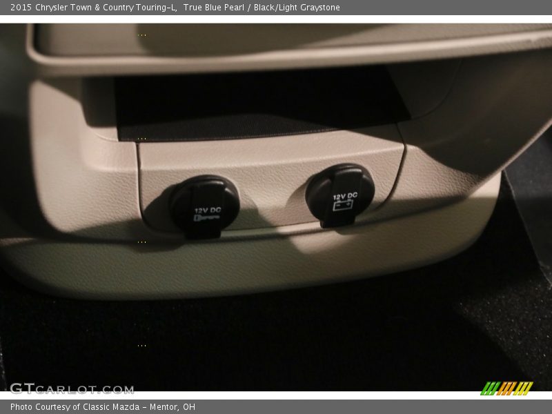 True Blue Pearl / Black/Light Graystone 2015 Chrysler Town & Country Touring-L