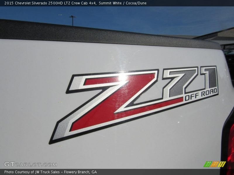 Summit White / Cocoa/Dune 2015 Chevrolet Silverado 2500HD LTZ Crew Cab 4x4