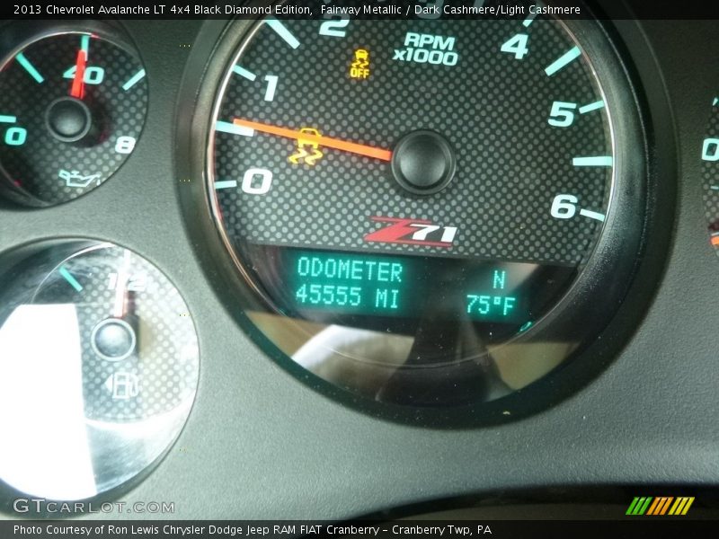 Fairway Metallic / Dark Cashmere/Light Cashmere 2013 Chevrolet Avalanche LT 4x4 Black Diamond Edition