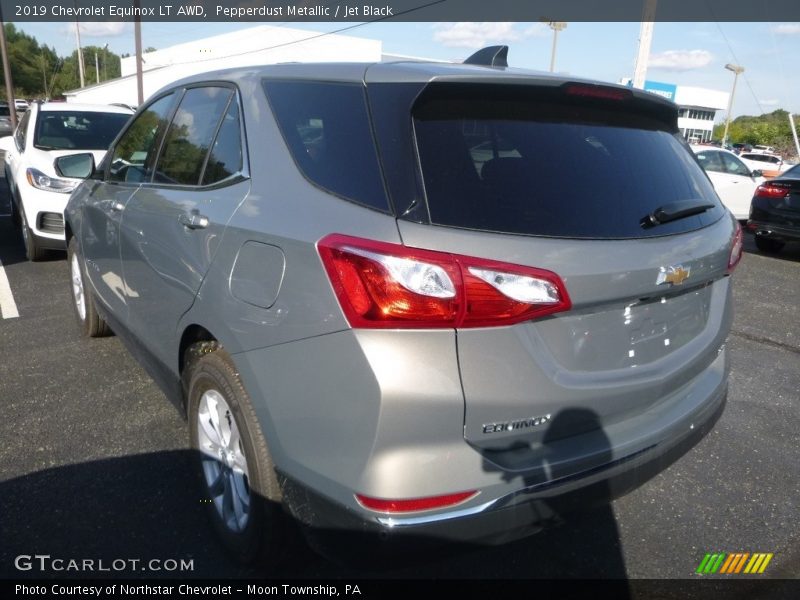 Pepperdust Metallic / Jet Black 2019 Chevrolet Equinox LT AWD