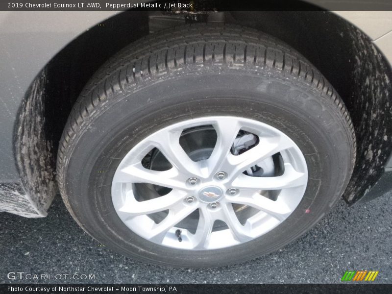 Pepperdust Metallic / Jet Black 2019 Chevrolet Equinox LT AWD