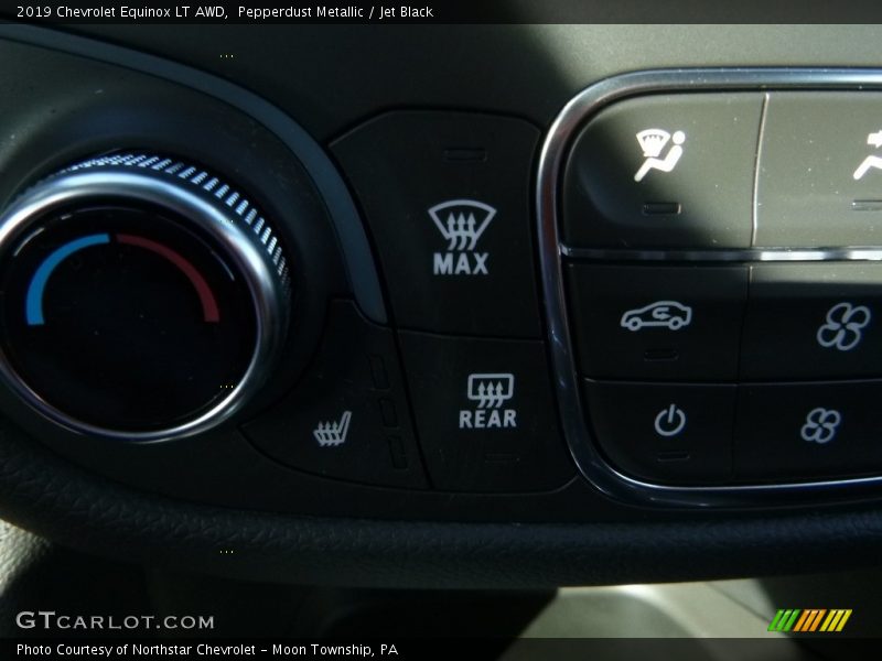 Pepperdust Metallic / Jet Black 2019 Chevrolet Equinox LT AWD