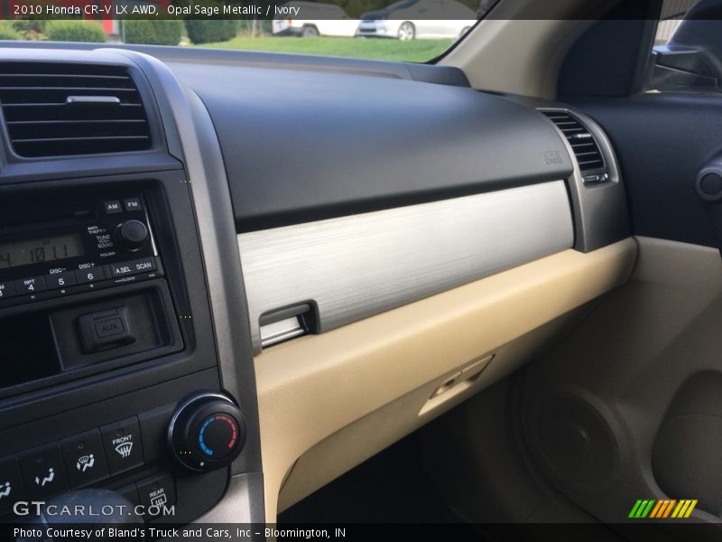 Opal Sage Metallic / Ivory 2010 Honda CR-V LX AWD