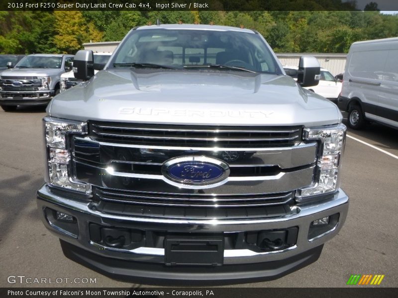 Ingot Silver / Black 2019 Ford F250 Super Duty Lariat Crew Cab 4x4