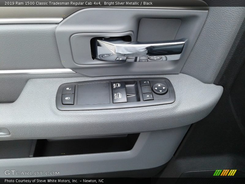 Bright Silver Metallic / Black 2019 Ram 1500 Classic Tradesman Regular Cab 4x4