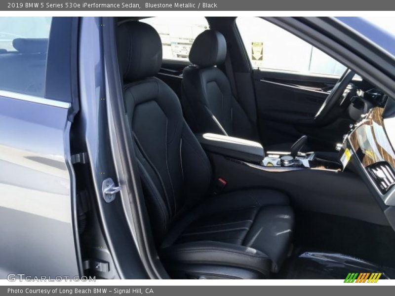 Bluestone Metallic / Black 2019 BMW 5 Series 530e iPerformance Sedan