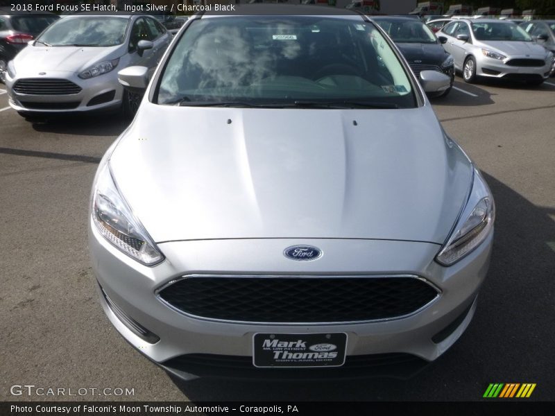 Ingot Silver / Charcoal Black 2018 Ford Focus SE Hatch