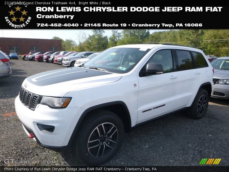 Bright White / Black 2019 Jeep Grand Cherokee Trailhawk 4x4