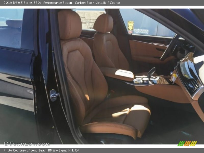Carbon Black Metallic / Cognac 2019 BMW 5 Series 530e iPerformance Sedan