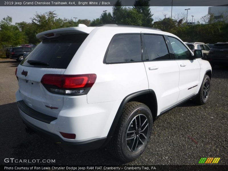 Bright White / Black 2019 Jeep Grand Cherokee Trailhawk 4x4