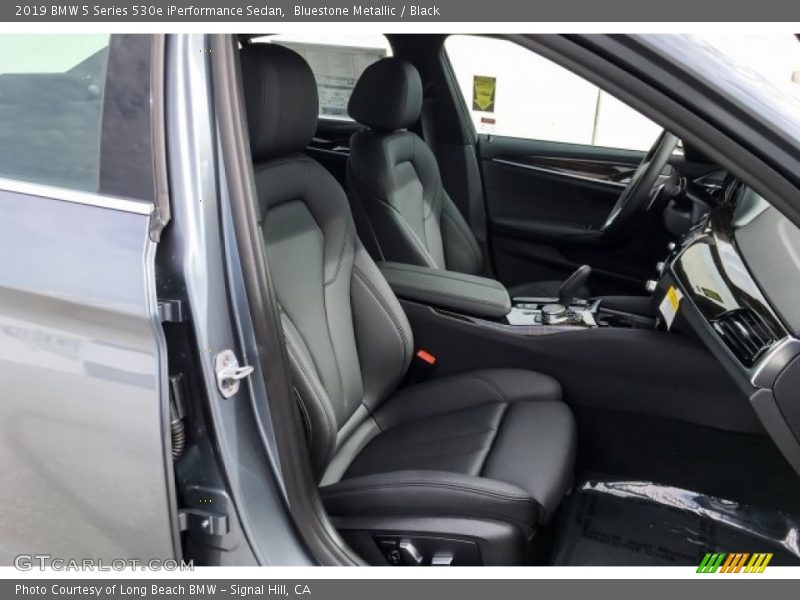 Bluestone Metallic / Black 2019 BMW 5 Series 530e iPerformance Sedan