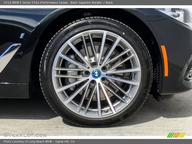 Black Sapphire Metallic / Black 2019 BMW 5 Series 530e iPerformance Sedan