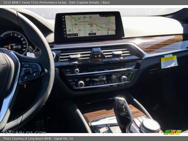 Dark Graphite Metallic / Black 2019 BMW 5 Series 530e iPerformance Sedan