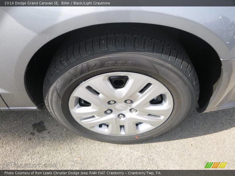 Billet / Black/Light Graystone 2019 Dodge Grand Caravan SE