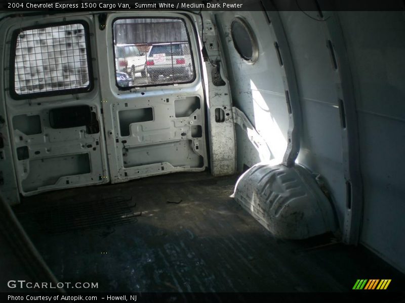 Summit White / Medium Dark Pewter 2004 Chevrolet Express 1500 Cargo Van