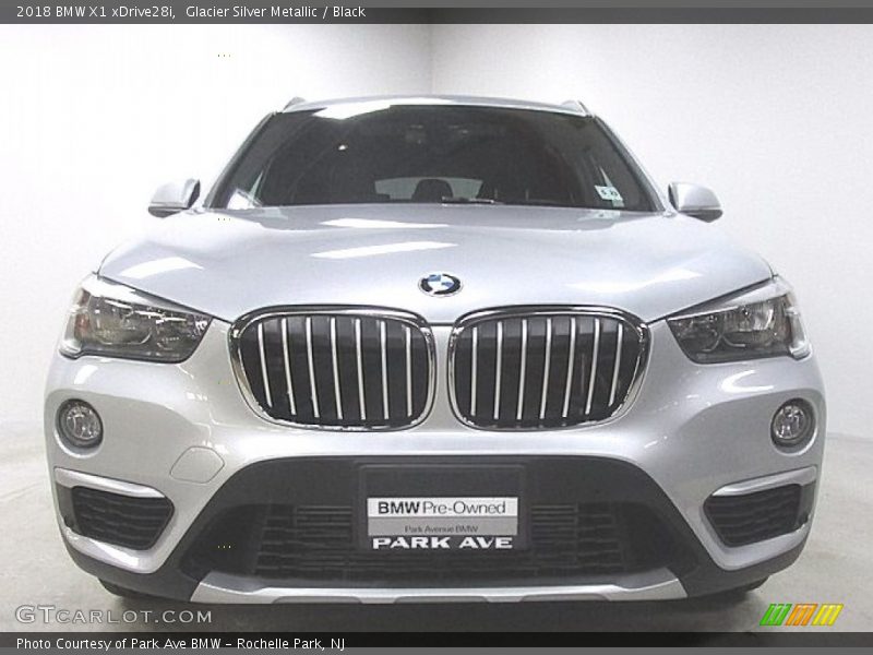 Glacier Silver Metallic / Black 2018 BMW X1 xDrive28i