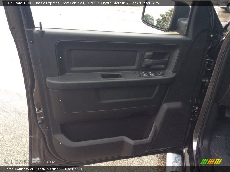 Granite Crystal Metallic / Black/Diesel Gray 2019 Ram 1500 Classic Express Crew Cab 4x4