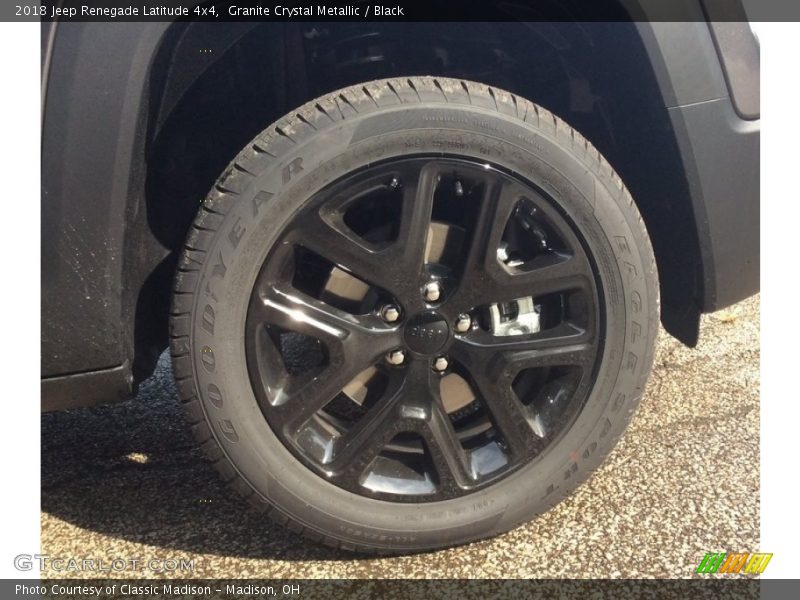 Granite Crystal Metallic / Black 2018 Jeep Renegade Latitude 4x4