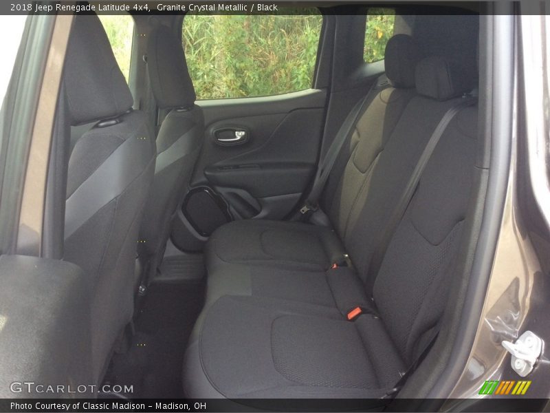 Granite Crystal Metallic / Black 2018 Jeep Renegade Latitude 4x4
