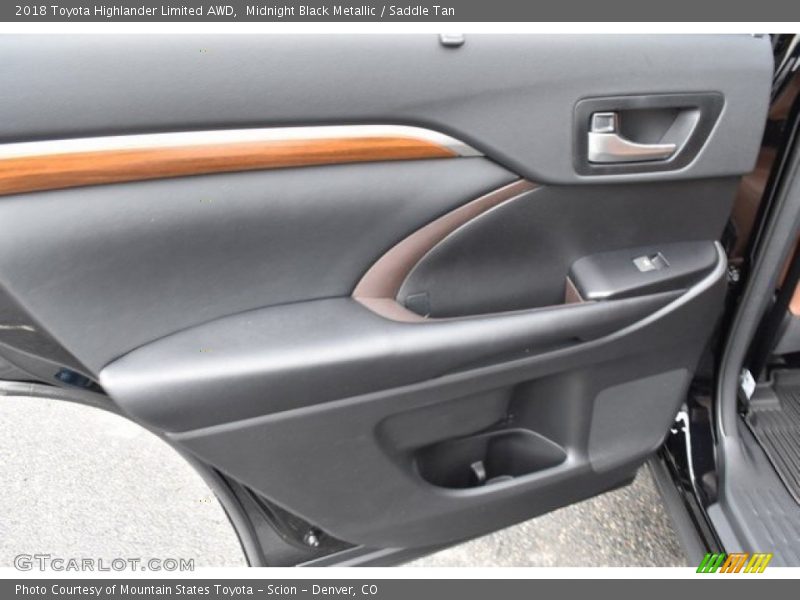Midnight Black Metallic / Saddle Tan 2018 Toyota Highlander Limited AWD