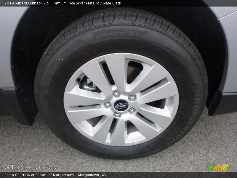 Ice Silver Metallic / Slate Black 2019 Subaru Outback 2.5i Premium