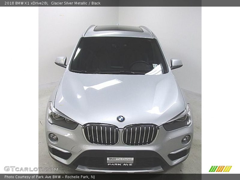 Glacier Silver Metallic / Black 2018 BMW X1 xDrive28i