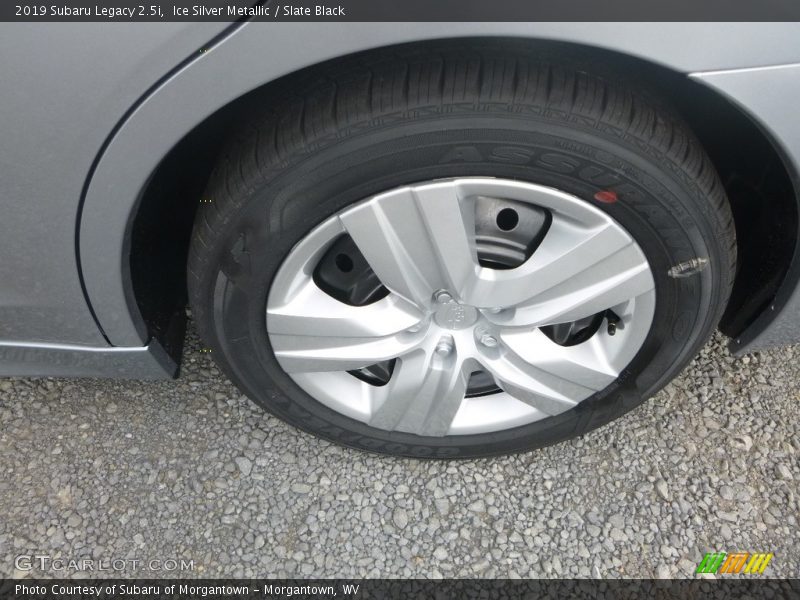 Ice Silver Metallic / Slate Black 2019 Subaru Legacy 2.5i