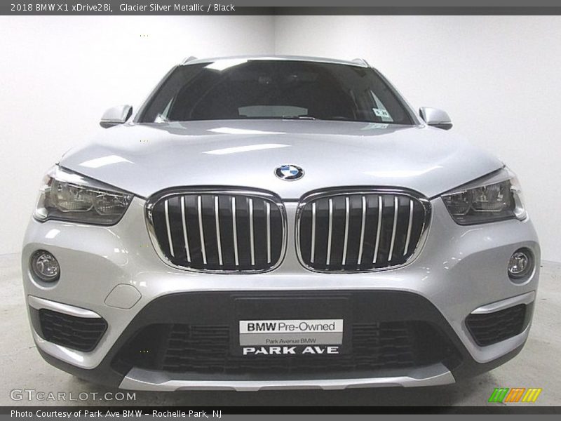 Glacier Silver Metallic / Black 2018 BMW X1 xDrive28i