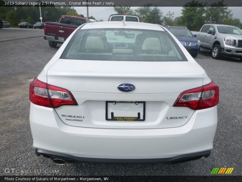 Crystal White Pearl / Ivory 2019 Subaru Legacy 2.5i Premium