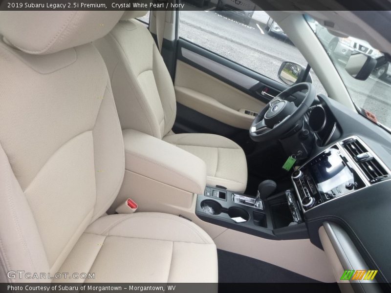 Crystal White Pearl / Ivory 2019 Subaru Legacy 2.5i Premium