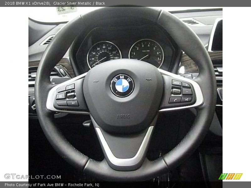 Glacier Silver Metallic / Black 2018 BMW X1 xDrive28i