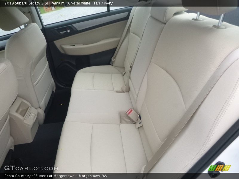 Crystal White Pearl / Ivory 2019 Subaru Legacy 2.5i Premium
