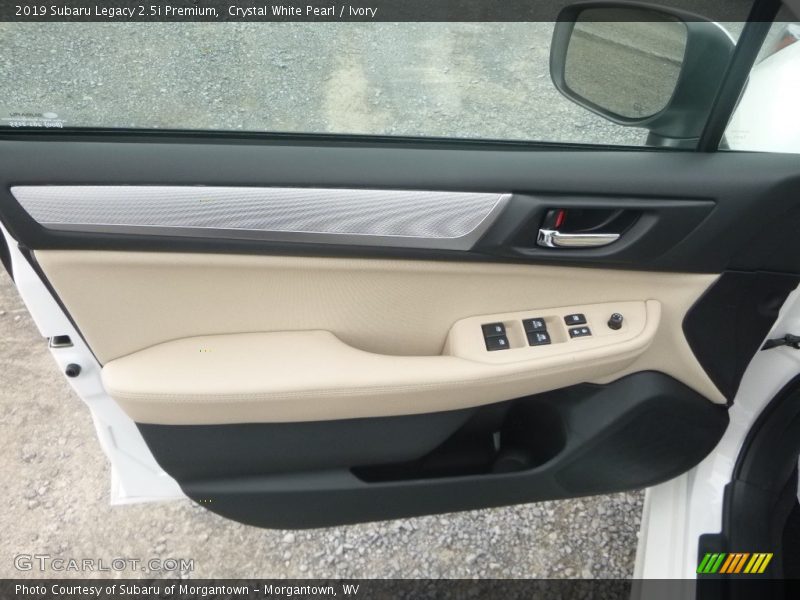 Crystal White Pearl / Ivory 2019 Subaru Legacy 2.5i Premium