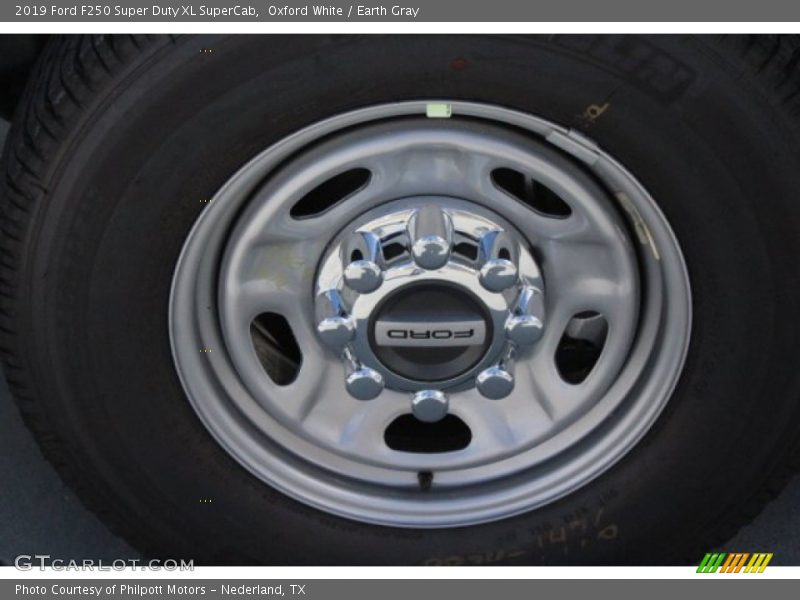 Oxford White / Earth Gray 2019 Ford F250 Super Duty XL SuperCab